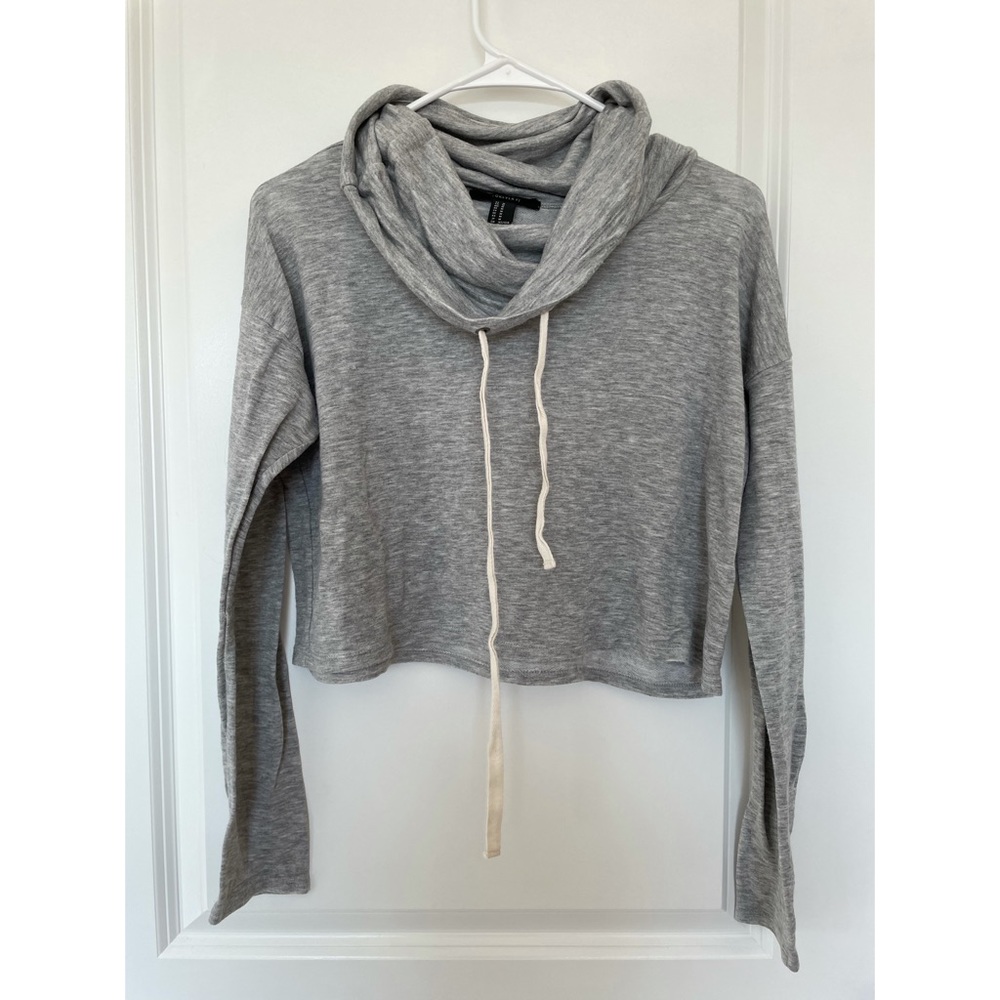FOREVER 21 - SIZE M  - GREY CROPPED HOODIE (THIN)
